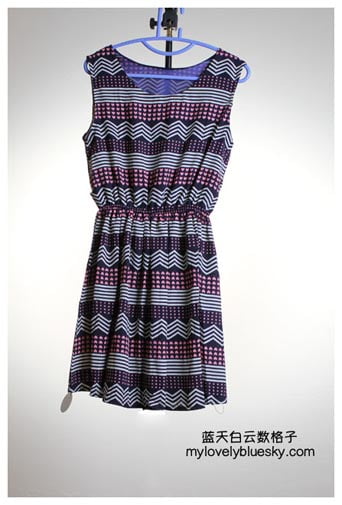 Miracle Monoclash Heart Prints Comfy Pleated Dress