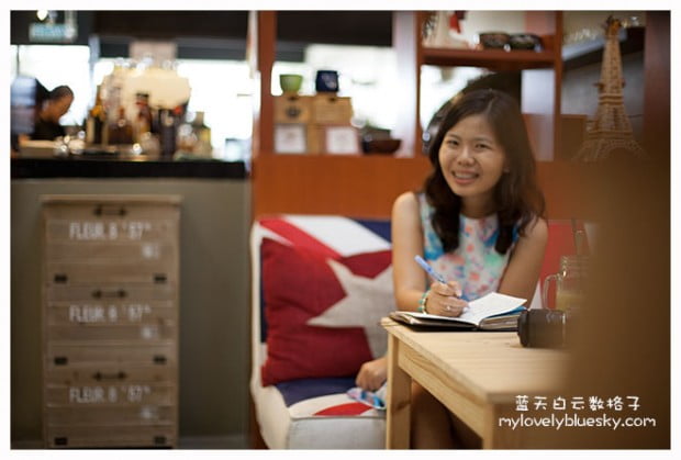 COVETZ Blurred Bloom Trapeze Dress