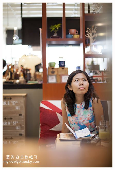 COVETZ Blurred Bloom Trapeze Dress