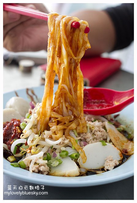 北海美食:金星烧肉粿条汤