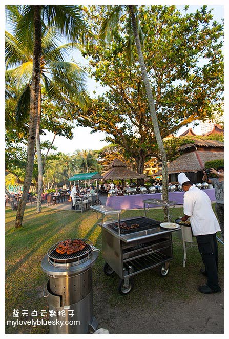 Shangri-la's Rasa Sayang Resort & Spa: Seaside Barbecue