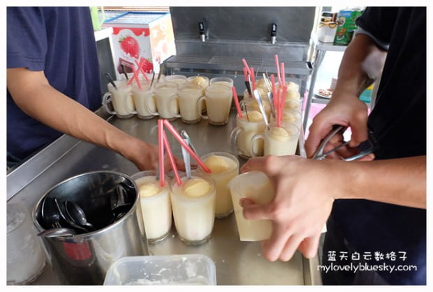 马六甲美食：Klebang Original Coconut Shake