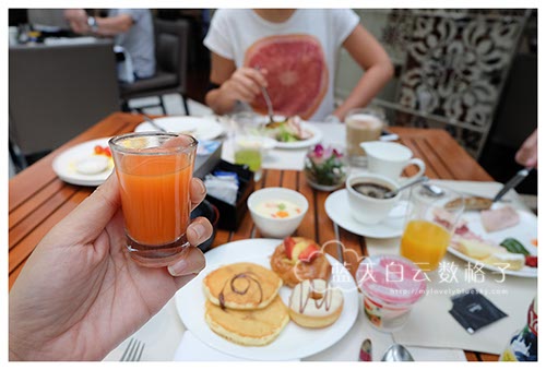 Hotel Indonesia Kempinski : Signatures Restaurant's Breakfast Buffet