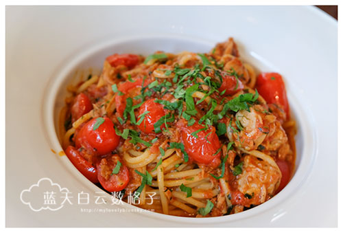 吐纳鱼樱桃番茄意大利面（Spaghetti Con Tomato Pomodorini）